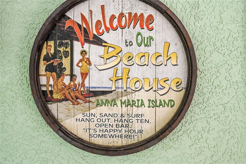 For Sale: $1,795,000 (3 beds, 2 baths, 2288 Square Feet)