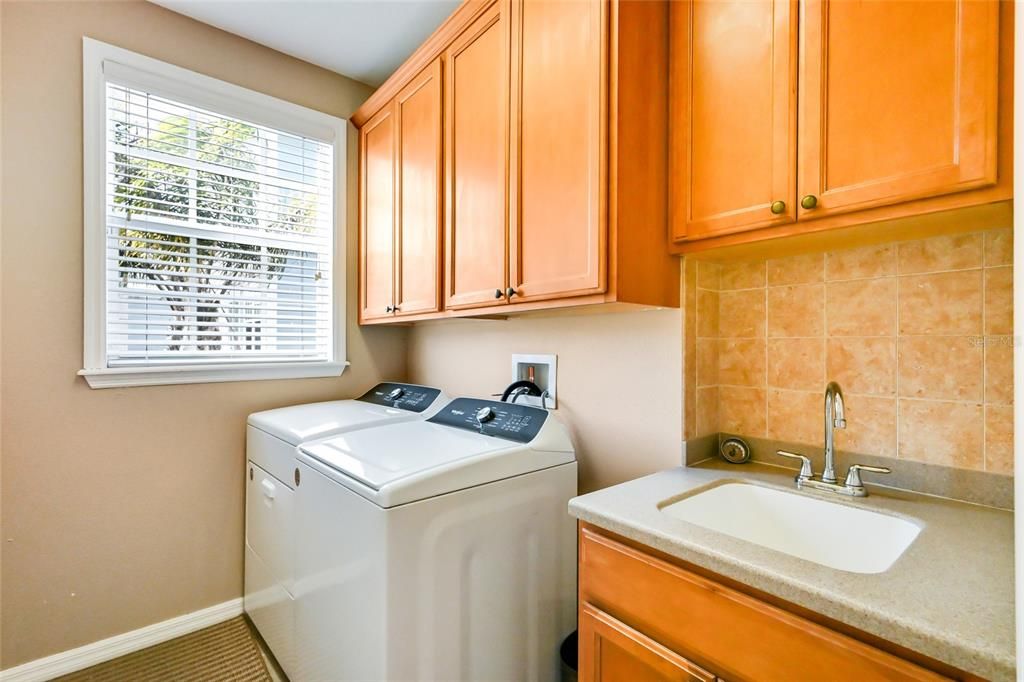 For Sale: $1,795,000 (3 beds, 2 baths, 2288 Square Feet)