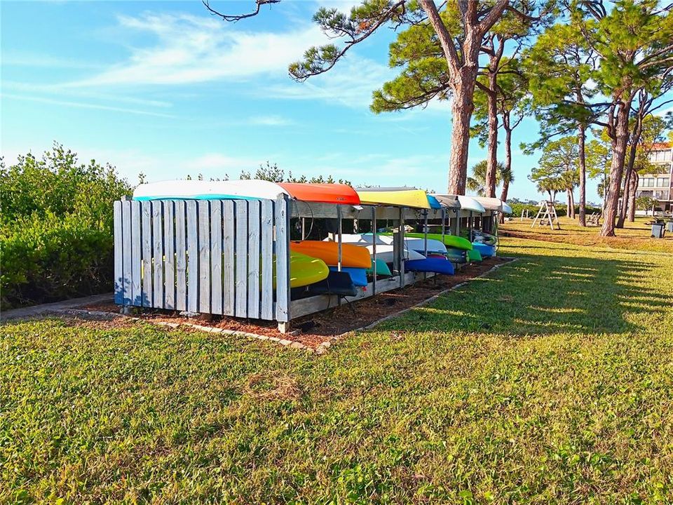 For Rent: $2,700 (2 beds, 2 baths, 1185 Square Feet)