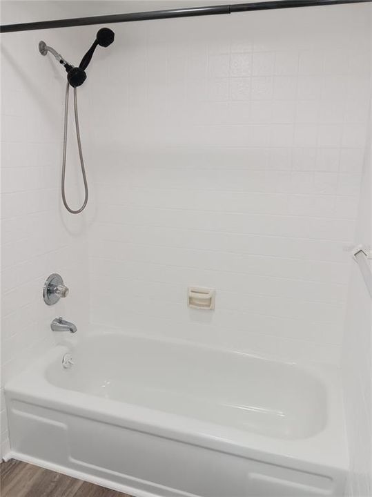 For Rent: $2,700 (2 beds, 2 baths, 1185 Square Feet)