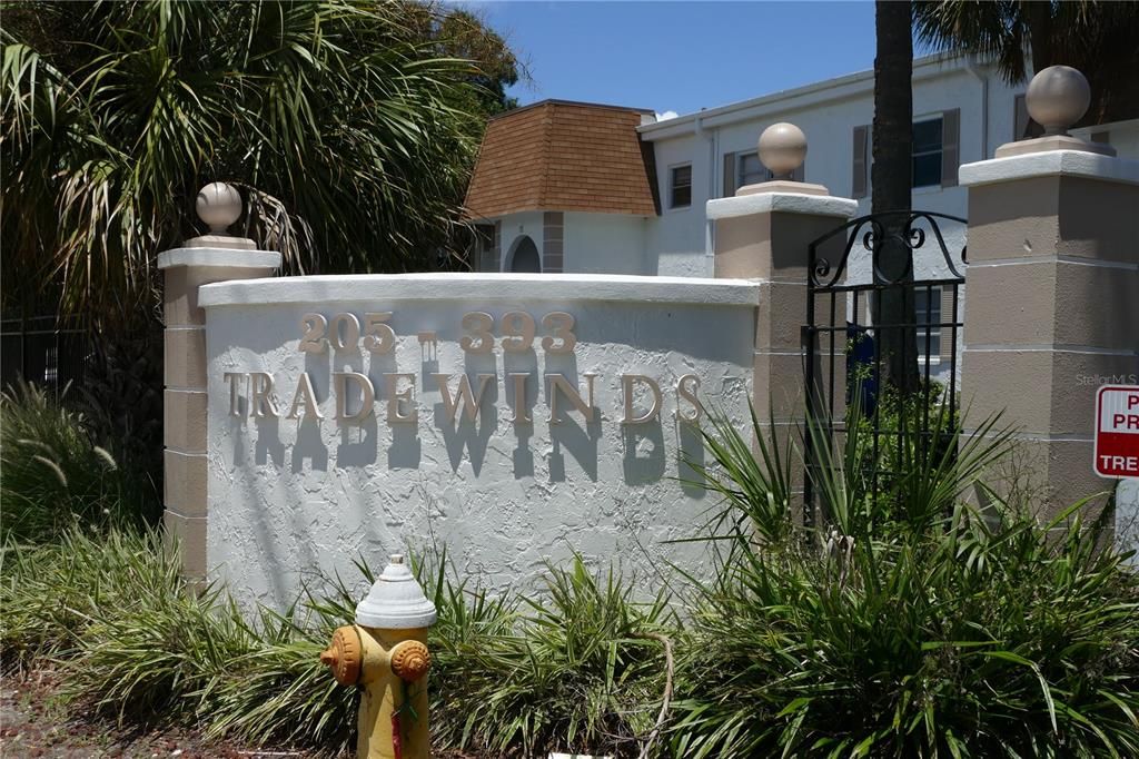 For Rent: $1,575 (2 beds, 1 baths, 1087 Square Feet)