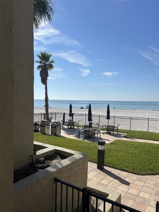 For Rent: $7,000 (2 beds, 2 baths, 1050 Square Feet)