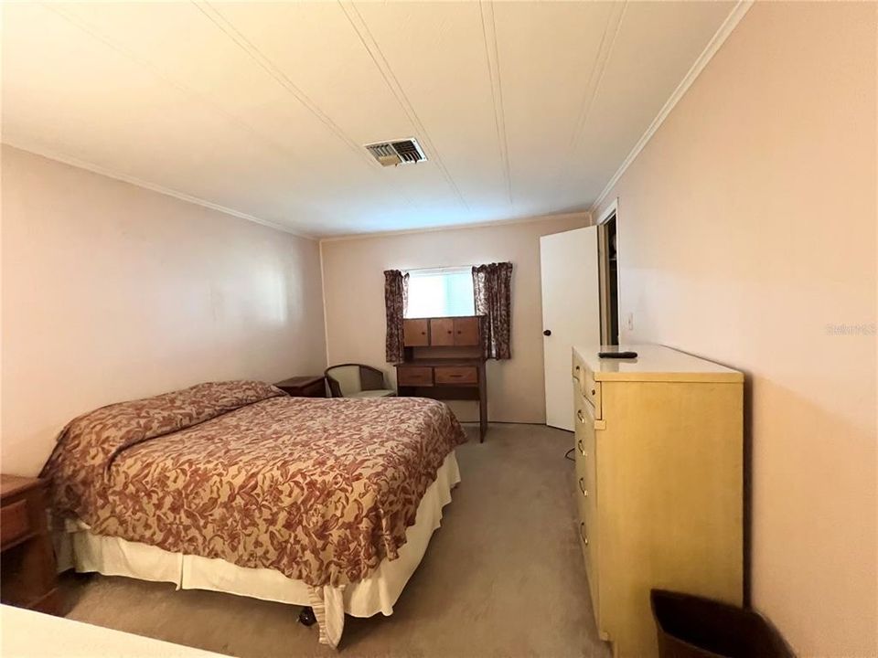 На продажу: $129,000 (2 спален, 2 ванн, 1248 Квадратных фут)