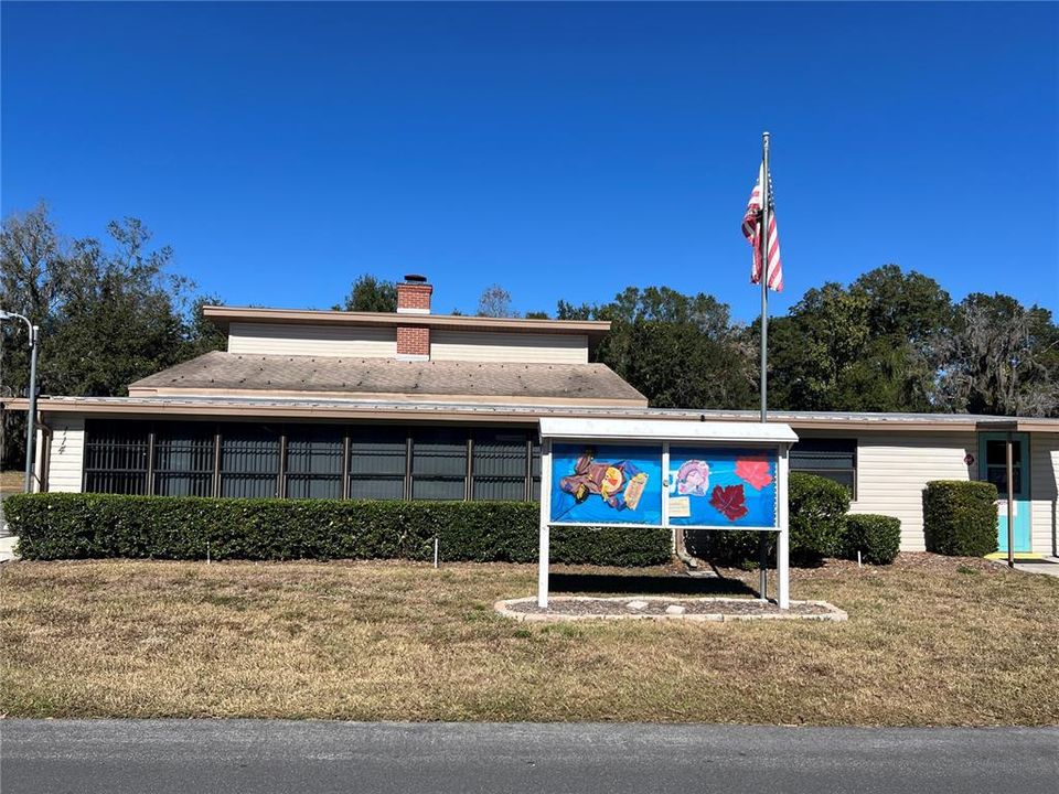 На продажу: $129,000 (2 спален, 2 ванн, 1248 Квадратных фут)