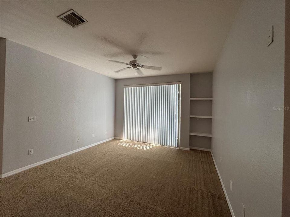 待售: $194,900 (2 贝兹, 2 浴室, 1009 平方英尺)