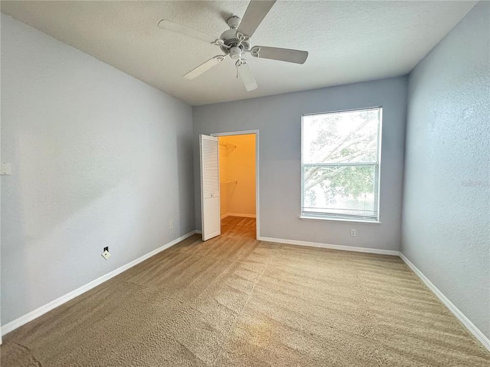 待售: $194,900 (2 贝兹, 2 浴室, 1009 平方英尺)