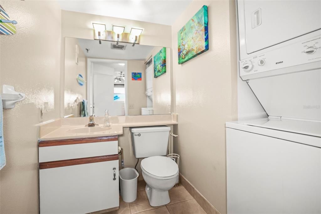 Active With Contract: $167,950 (1 beds, 1 baths, 760 Square Feet)