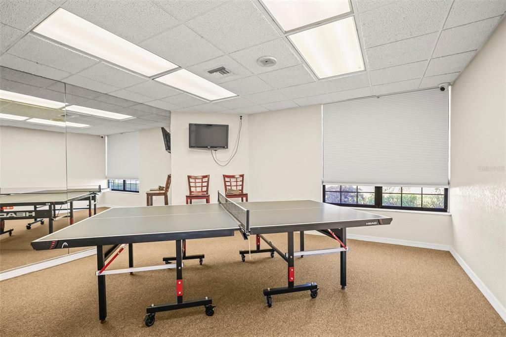 Active With Contract: $167,950 (1 beds, 1 baths, 760 Square Feet)