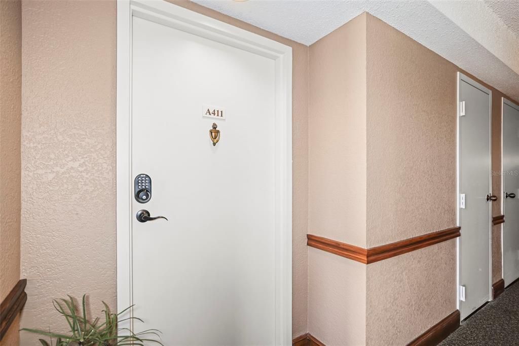 Active With Contract: $167,950 (1 beds, 1 baths, 760 Square Feet)