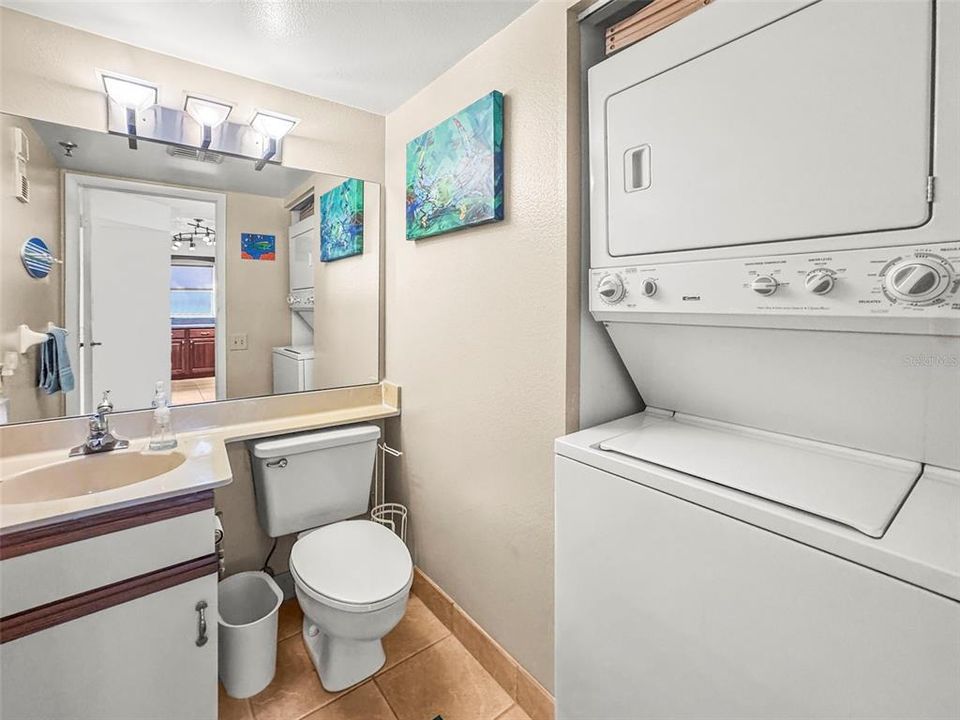 Active With Contract: $167,950 (1 beds, 1 baths, 760 Square Feet)