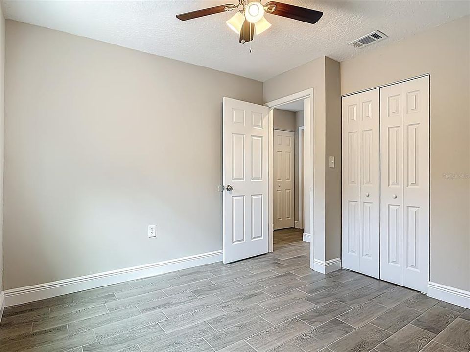 For Sale: $289,900 (3 beds, 2 baths, 1032 Square Feet)