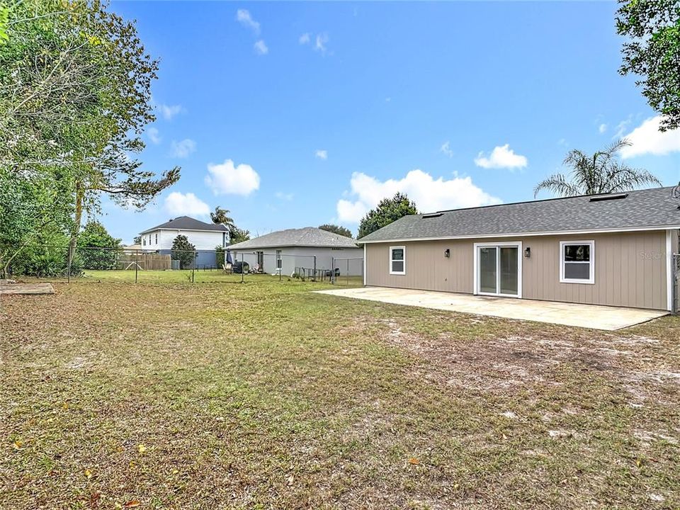 For Sale: $289,900 (3 beds, 2 baths, 1032 Square Feet)