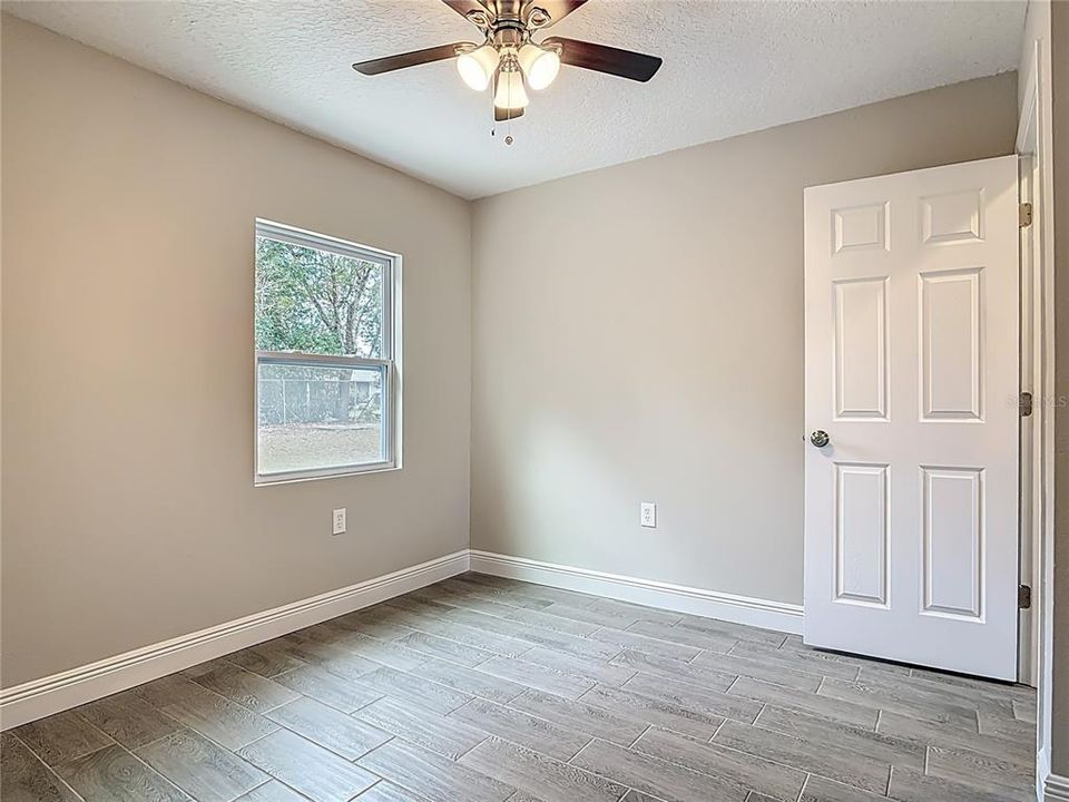 For Sale: $289,900 (3 beds, 2 baths, 1032 Square Feet)