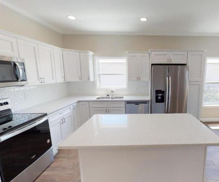 For Sale: $349,900 (3 beds, 2 baths, 1312 Square Feet)
