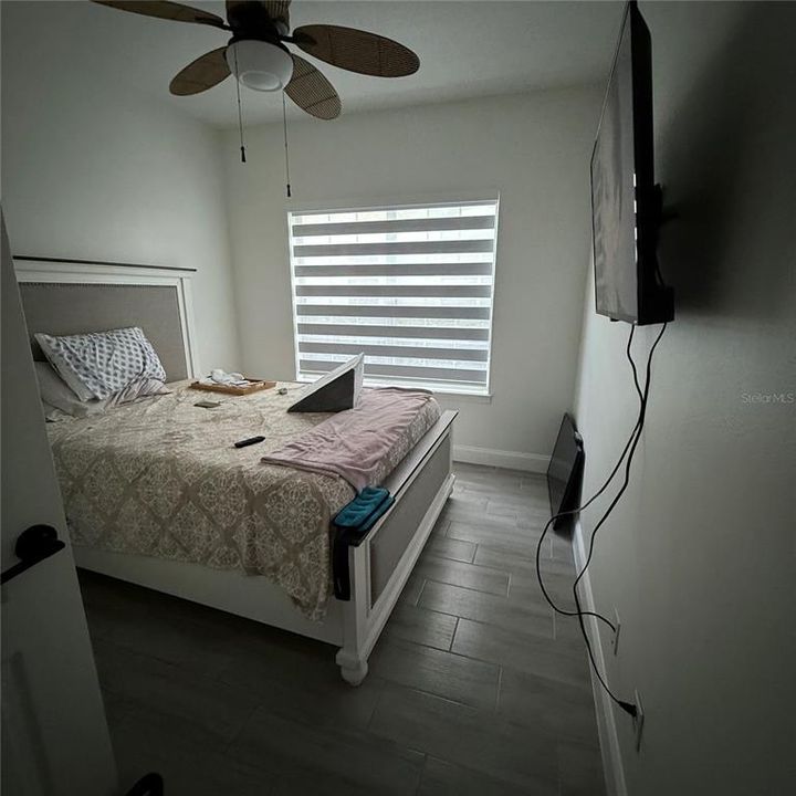 For Rent: $2,550 (3 beds, 2 baths, 1405 Square Feet)