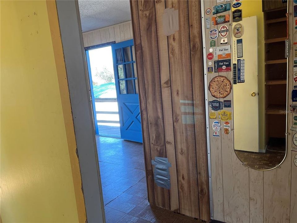 待售: $135,000 (2 贝兹, 2 浴室, 1120 平方英尺)