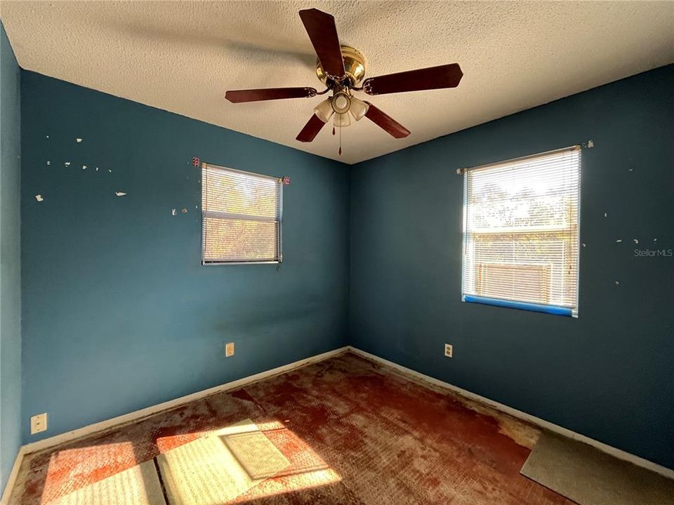 待售: $135,000 (2 贝兹, 2 浴室, 1120 平方英尺)