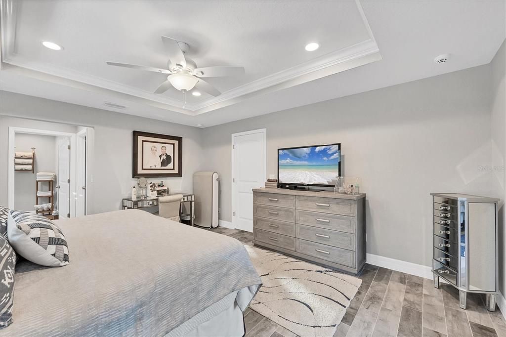 For Sale: $564,900 (3 beds, 2 baths, 1732 Square Feet)