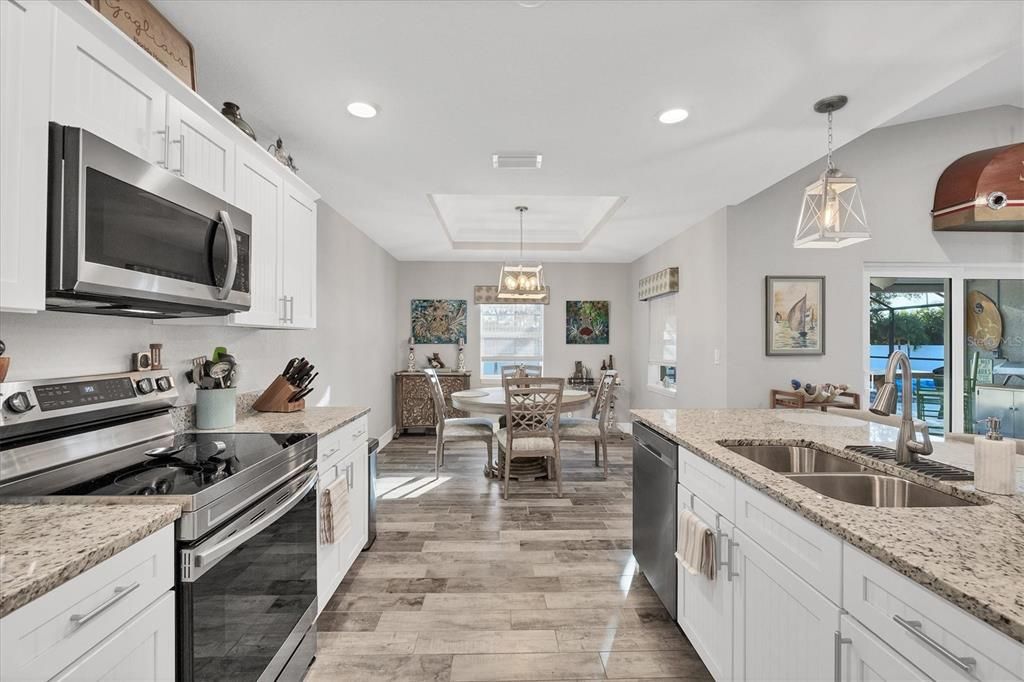 For Sale: $564,900 (3 beds, 2 baths, 1732 Square Feet)