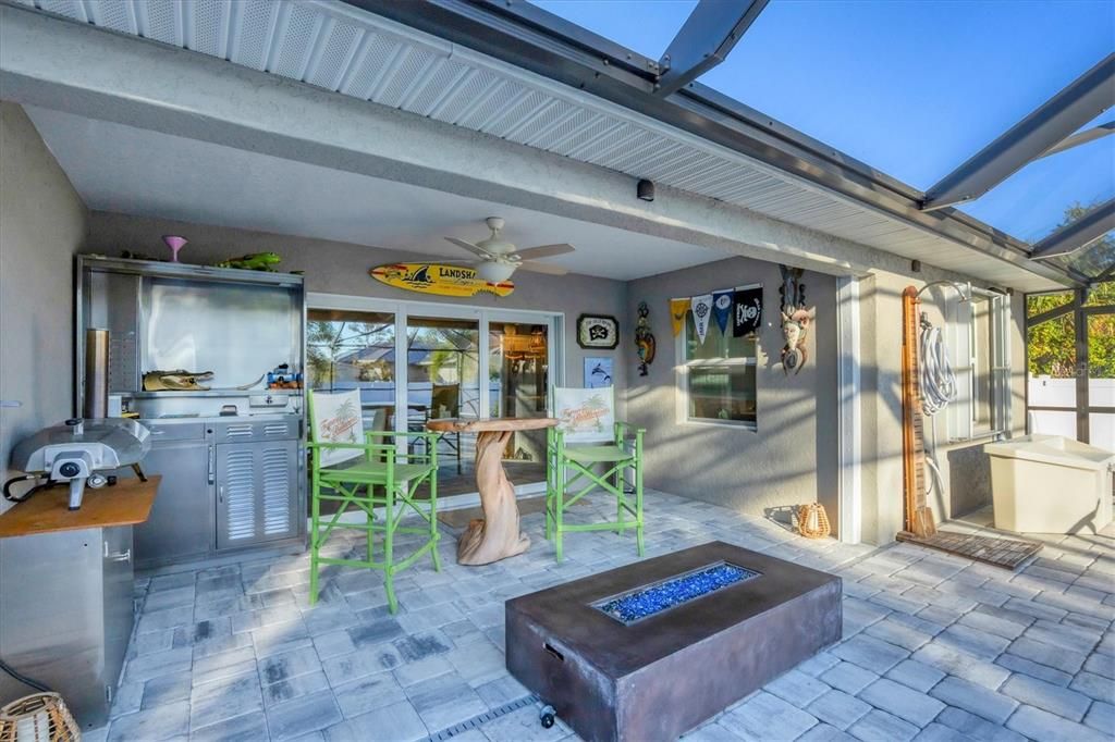 For Sale: $564,900 (3 beds, 2 baths, 1732 Square Feet)