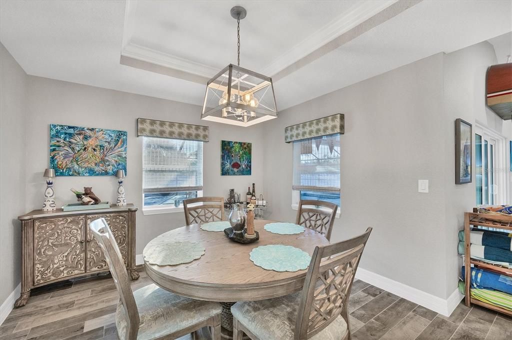 For Sale: $564,900 (3 beds, 2 baths, 1732 Square Feet)