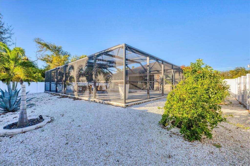 For Sale: $564,900 (3 beds, 2 baths, 1732 Square Feet)