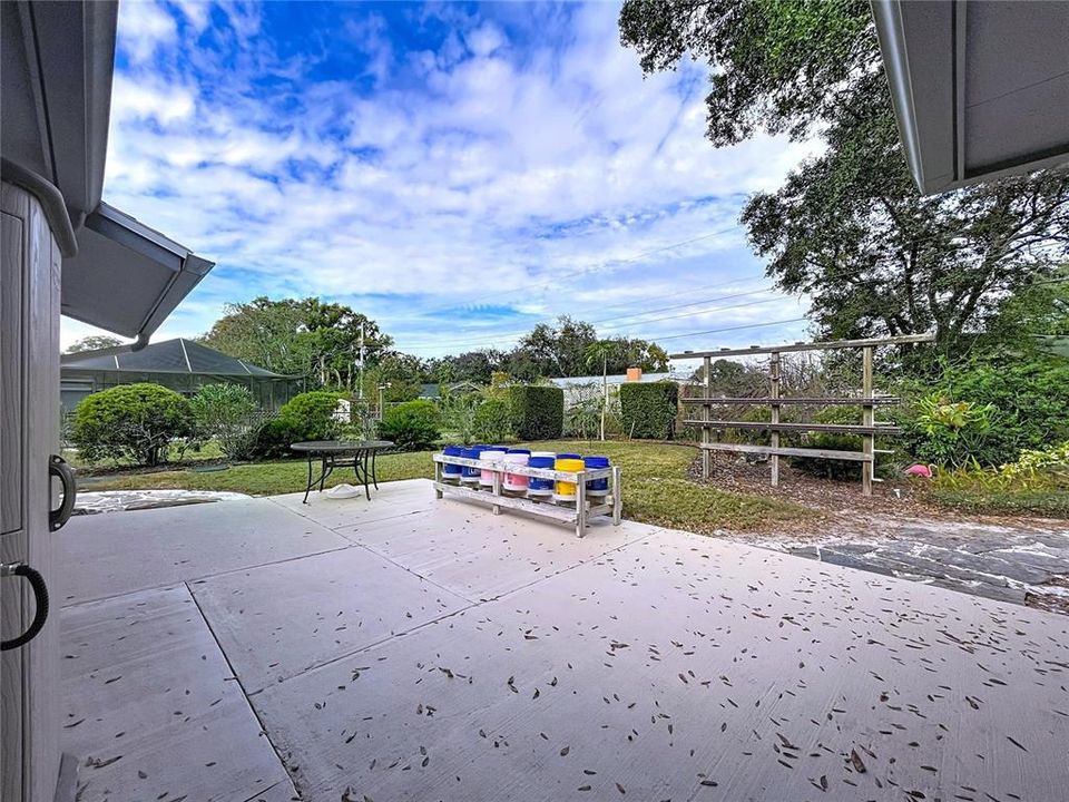 待售: $325,000 (3 贝兹, 2 浴室, 1630 平方英尺)