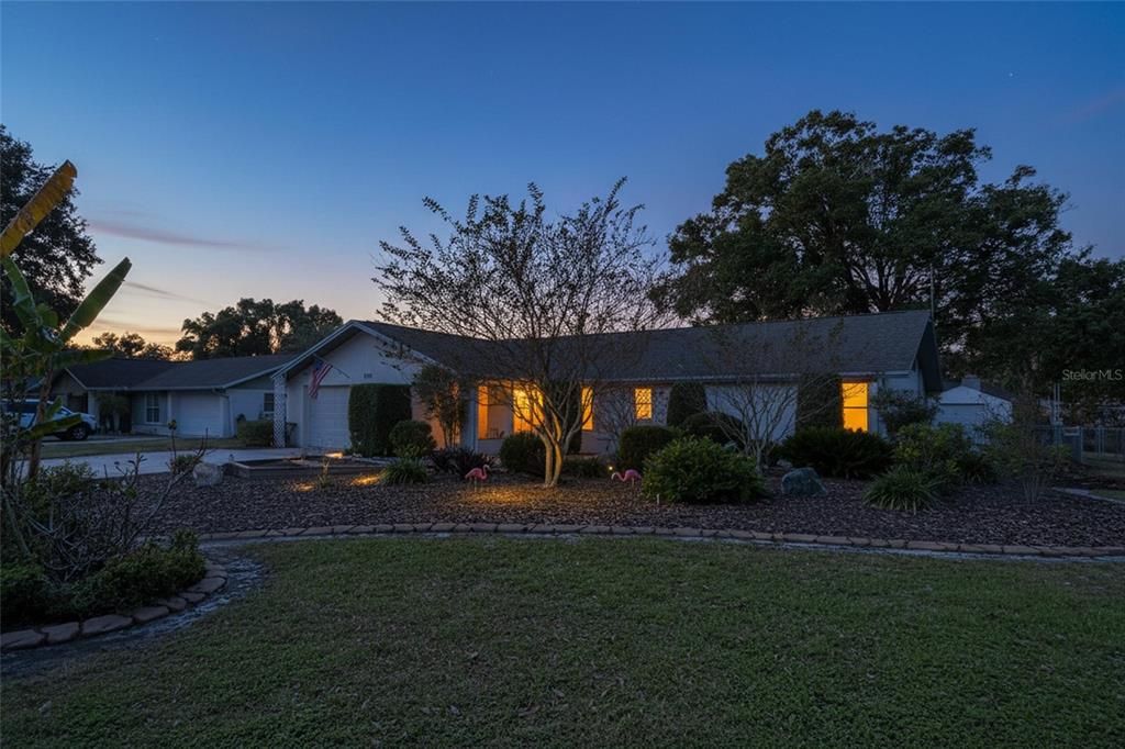 待售: $325,000 (3 贝兹, 2 浴室, 1630 平方英尺)