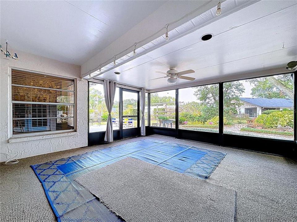 待售: $325,000 (3 贝兹, 2 浴室, 1630 平方英尺)