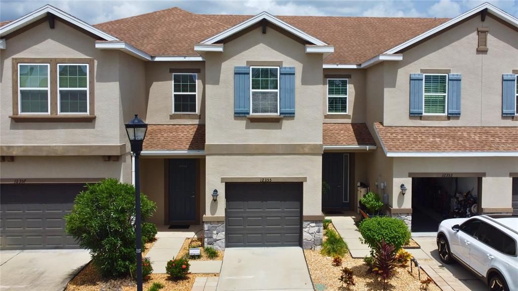 For Sale: $370,000 (3 beds, 2 baths, 1816 Square Feet)