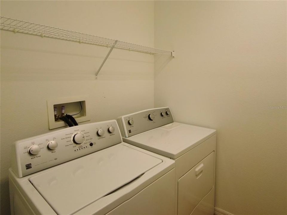 For Sale: $370,000 (3 beds, 2 baths, 1816 Square Feet)