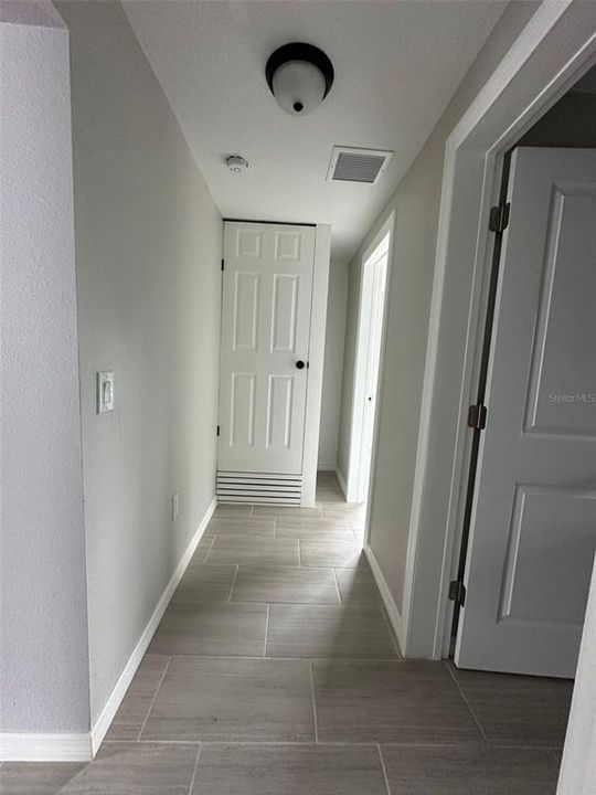 For Sale: $220,000 (3 beds, 1 baths, 1015 Square Feet)