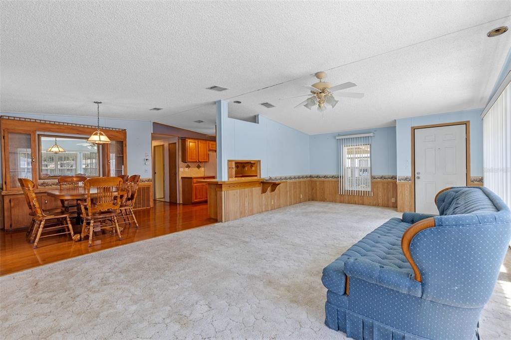 En Venta: $175,000 (2 camas, 2 baños, 1456 Pies cuadrados)