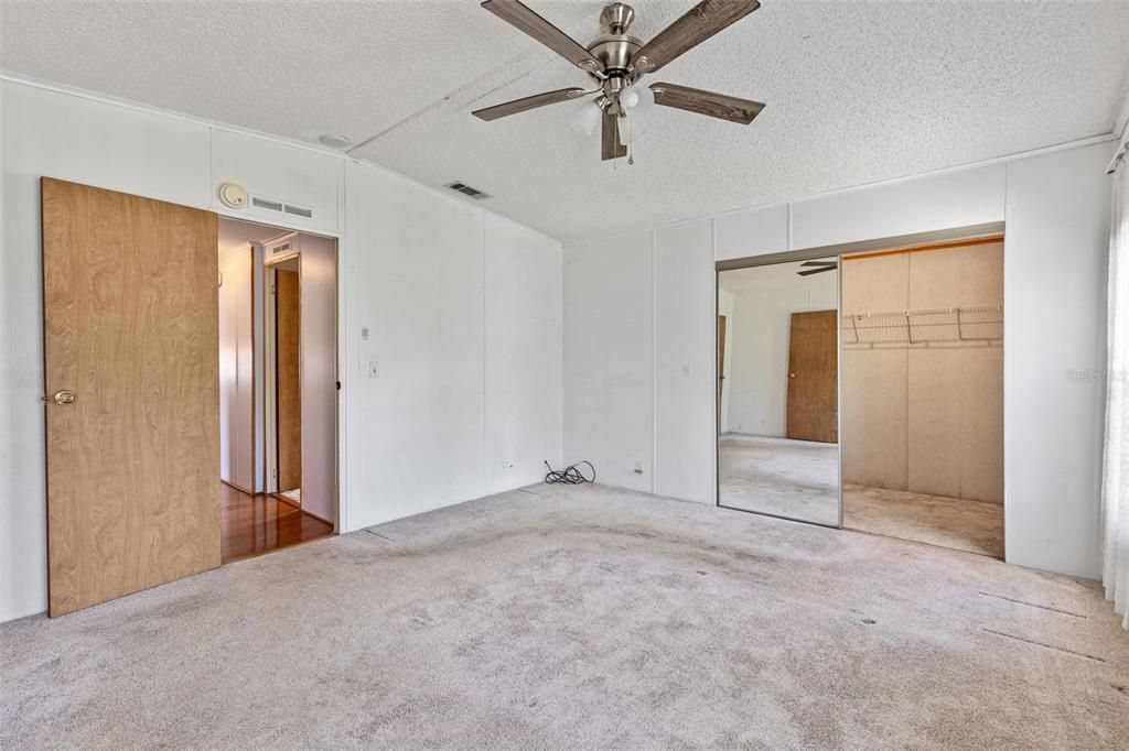 En Venta: $175,000 (2 camas, 2 baños, 1456 Pies cuadrados)