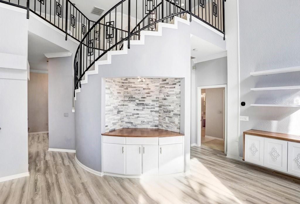 For Sale: $574,900 (4 beds, 3 baths, 2495 Square Feet)