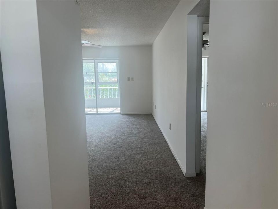 На продажу: $57,000 (1 спален, 1 ванн, 725 Квадратных фут)