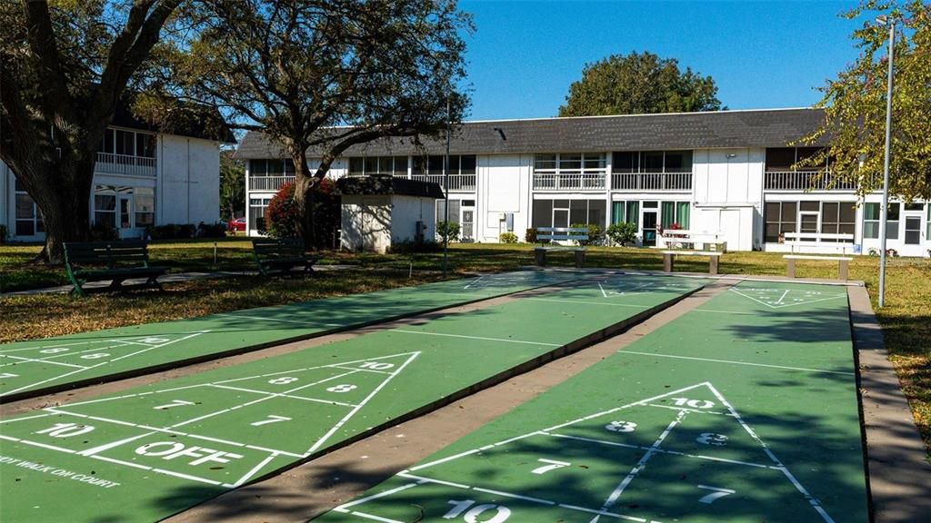 На продажу: $57,000 (1 спален, 1 ванн, 725 Квадратных фут)