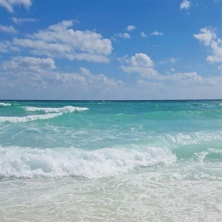 На продажу: $57,000 (1 спален, 1 ванн, 725 Квадратных фут)