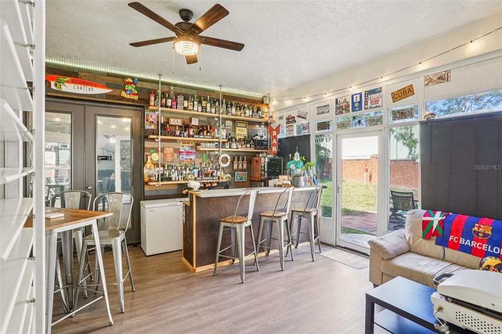 待售: $645,000 (4 贝兹, 3 浴室, 3000 平方英尺)