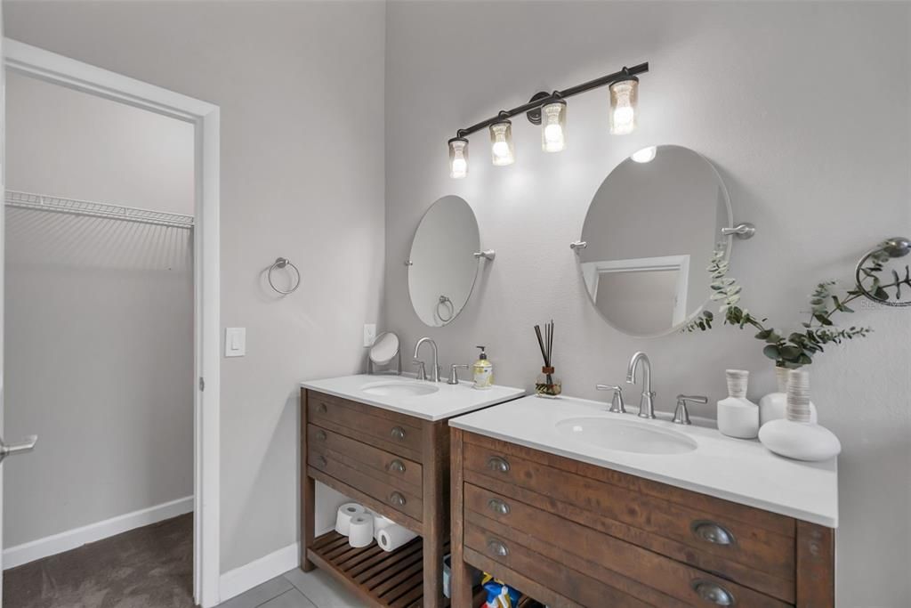 En Venta: $499,999 (4 camas, 3 baños, 1822 Pies cuadrados)