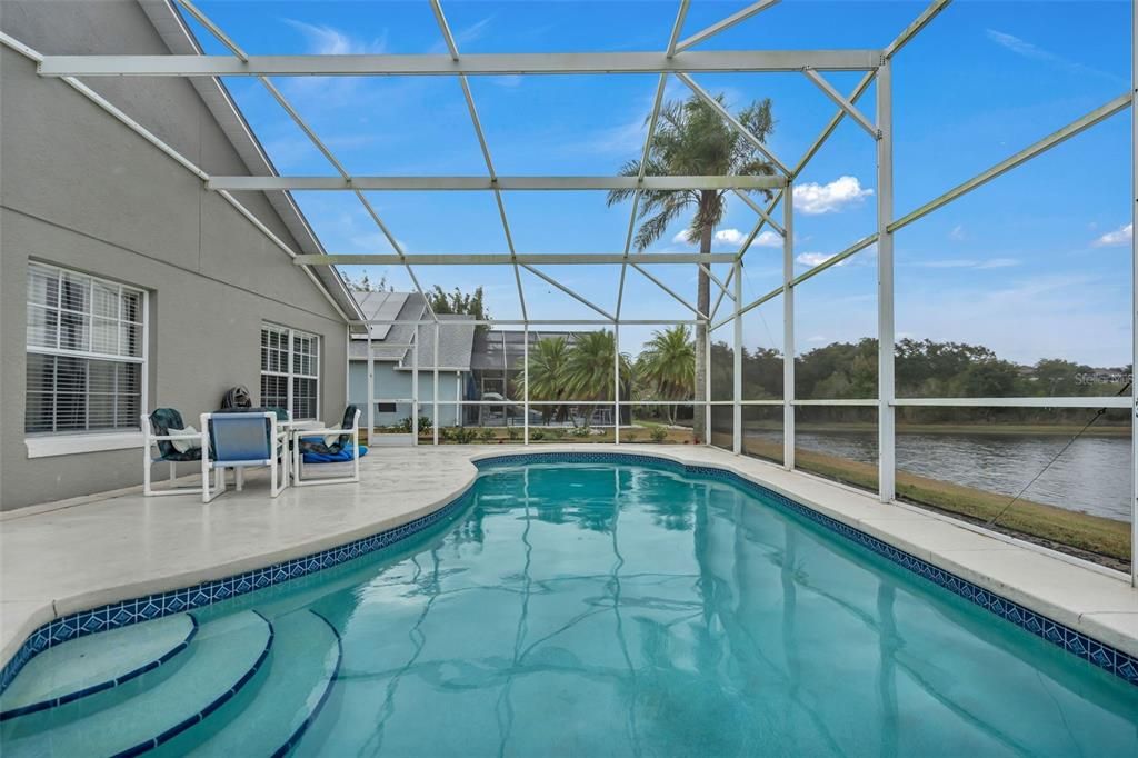 En Venta: $499,999 (4 camas, 3 baños, 1822 Pies cuadrados)