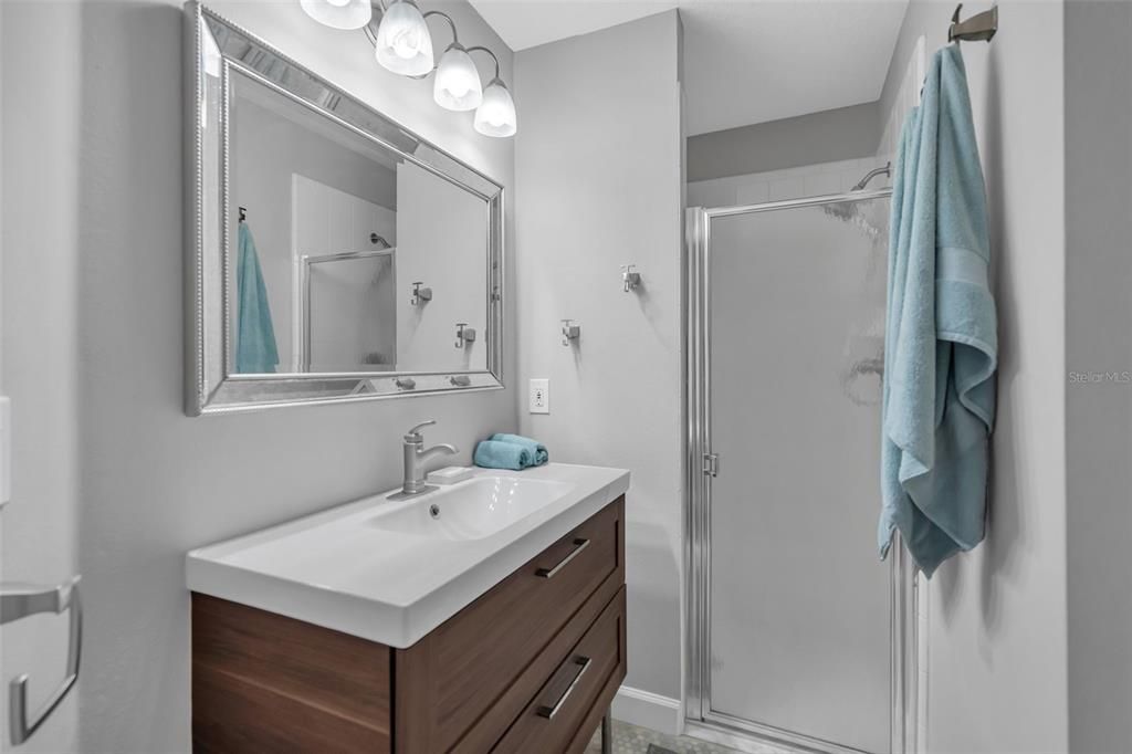 En Venta: $499,999 (4 camas, 3 baños, 1822 Pies cuadrados)