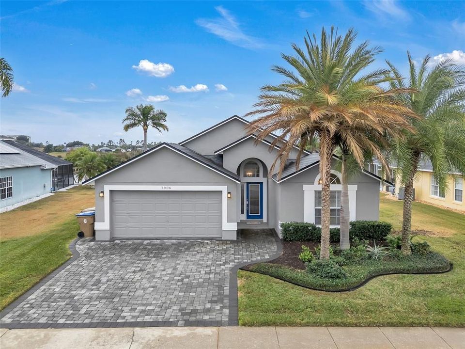 En Venta: $499,999 (4 camas, 3 baños, 1822 Pies cuadrados)