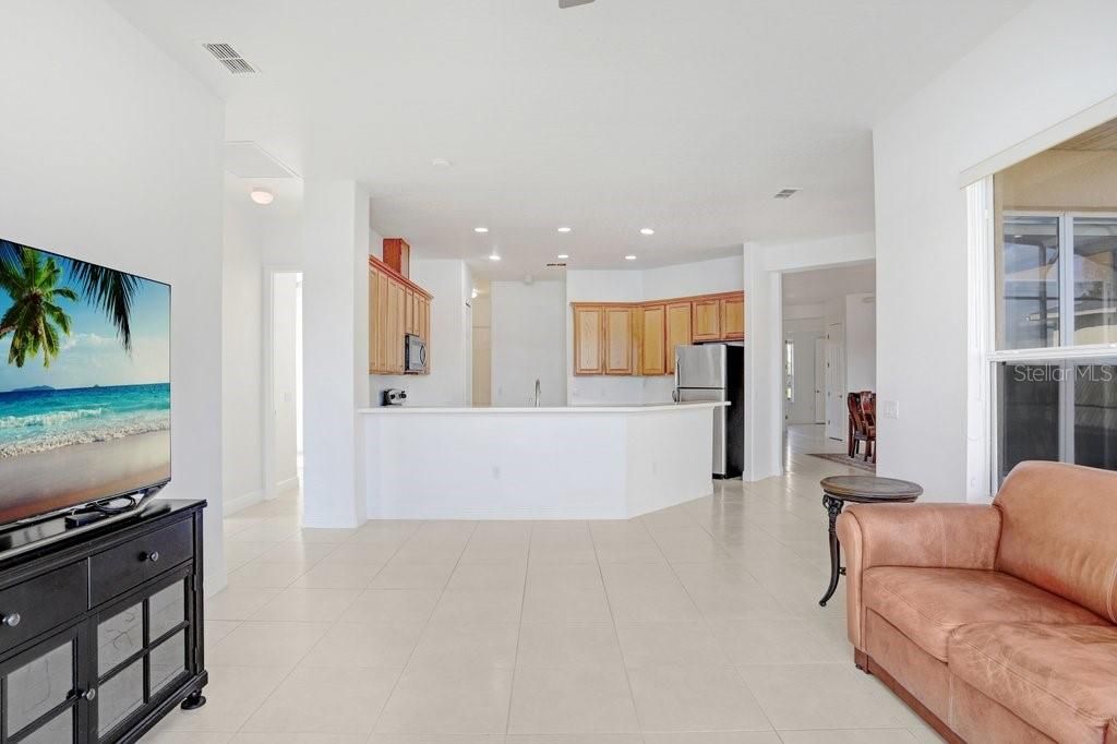 For Sale: $474,900 (3 beds, 2 baths, 2450 Square Feet)