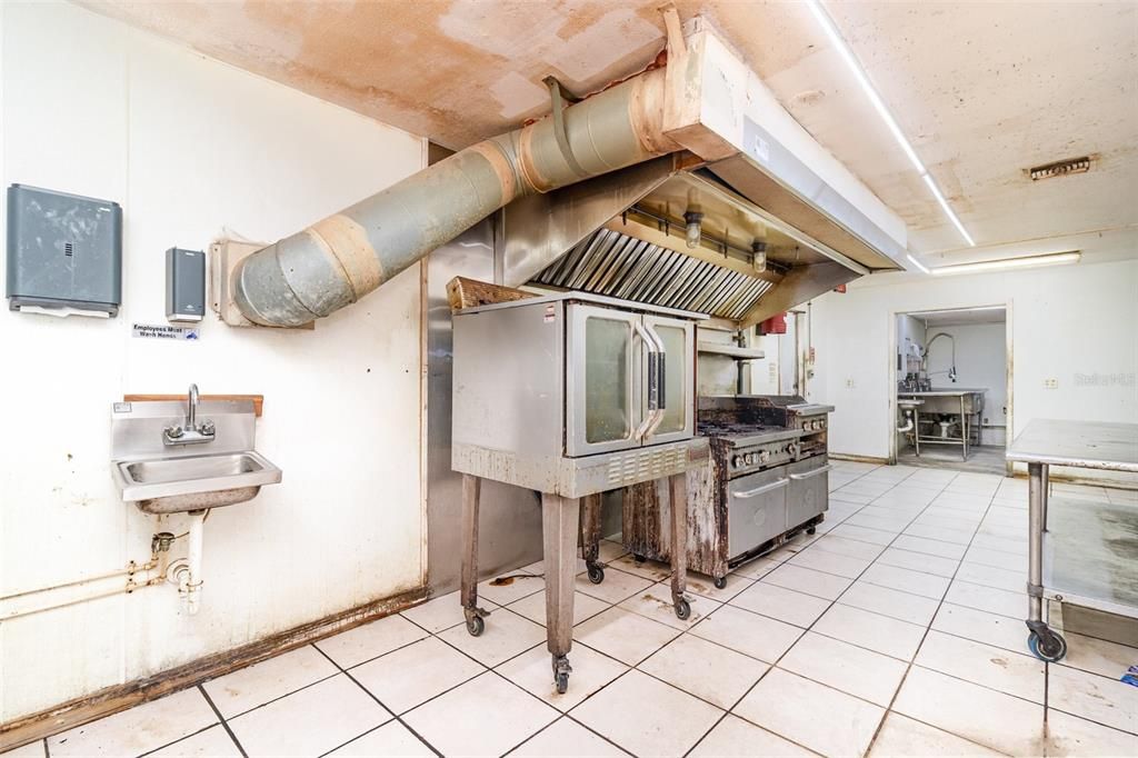 En Venta: $875,000 (0 camas, 0 baños, 4493 Pies cuadrados)