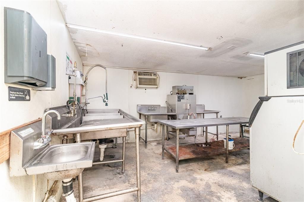 En Venta: $875,000 (0 camas, 0 baños, 4493 Pies cuadrados)