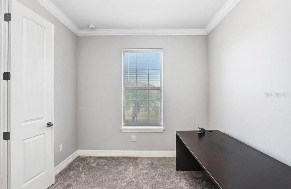 For Sale: $449,900 (4 beds, 2 baths, 2537 Square Feet)