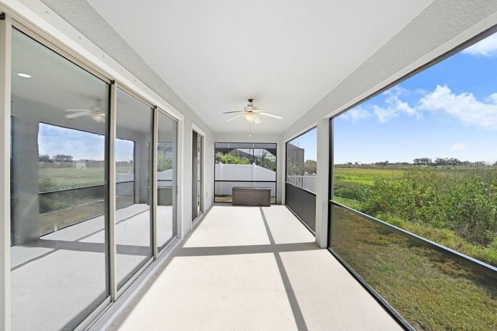 For Sale: $449,900 (4 beds, 2 baths, 2537 Square Feet)