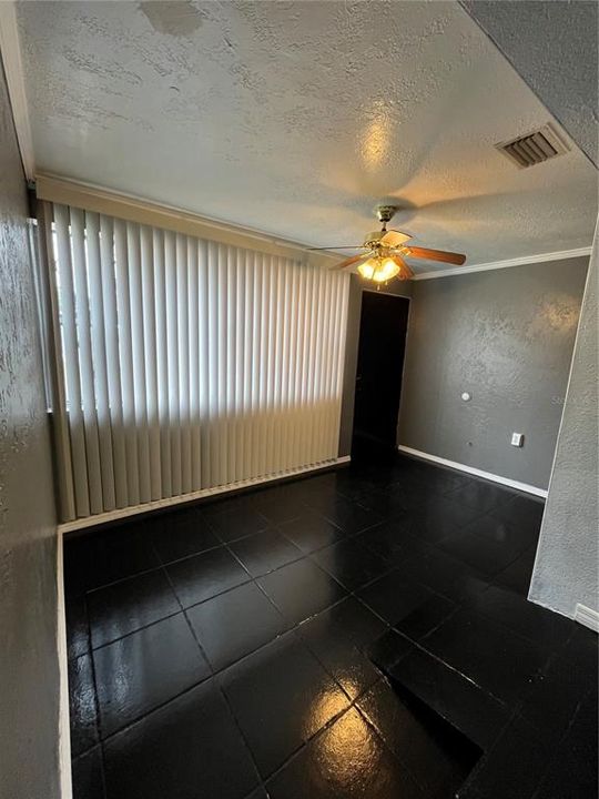 В аренду: $2,550 (5 спален, 3 ванн, 2200 Квадратных фут)