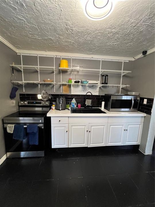 В аренду: $2,550 (5 спален, 3 ванн, 2200 Квадратных фут)